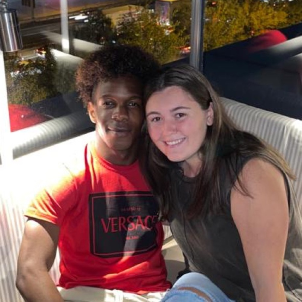 Meet your Posher, Olivia